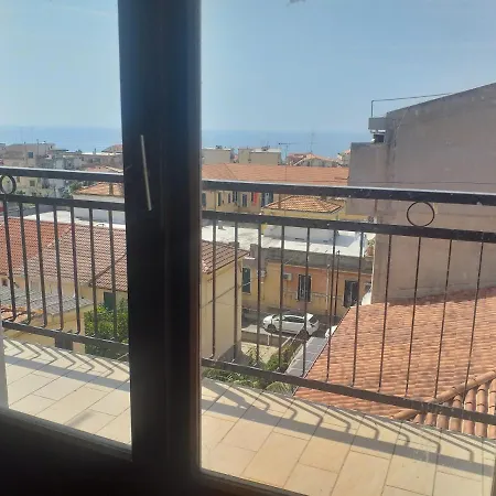 Center Homestay Tropea